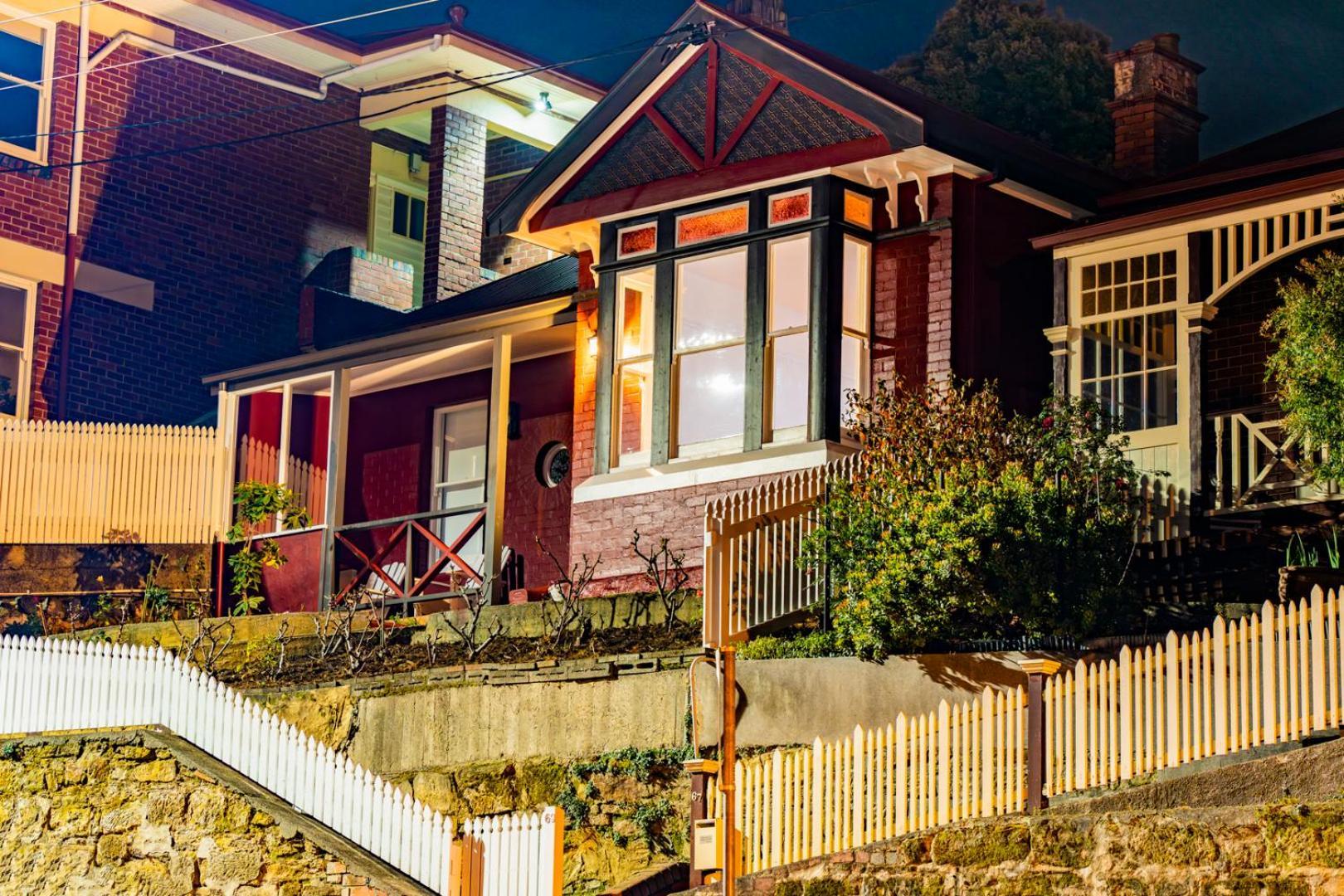 Inner-City Heritage Home In Hobart Kültér fotó